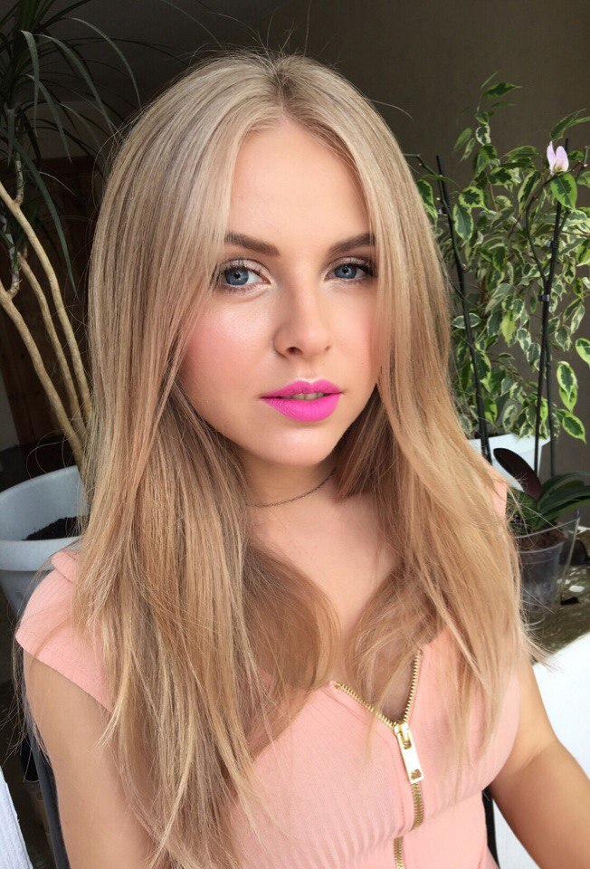 KB Hair & Makeup portfolio image 29